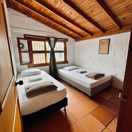 Next To The Airport - Cute Home Rionegro Exterior photo